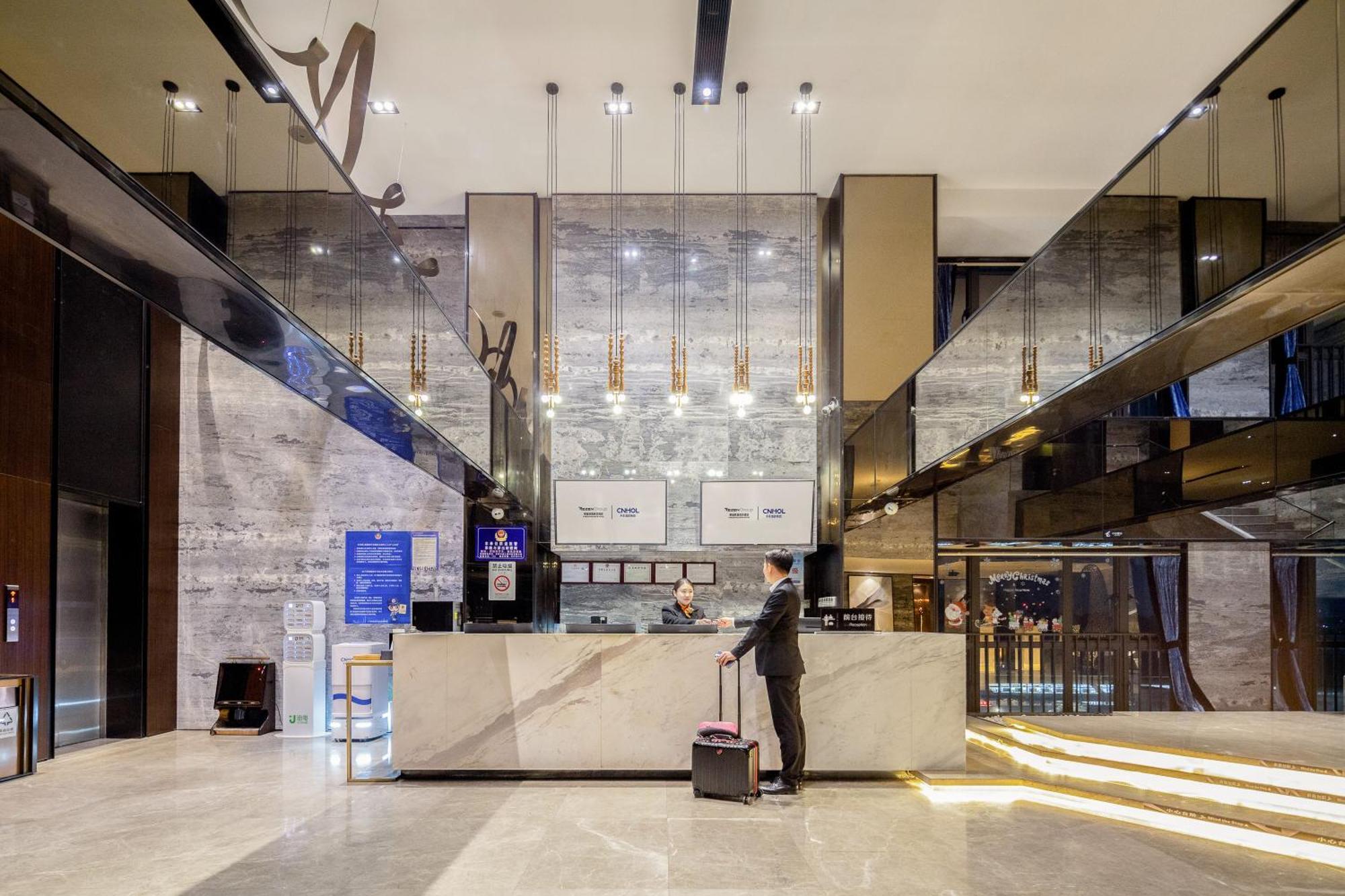 Zhonghao International Hotel Σενζέν Εξωτερικό φωτογραφία